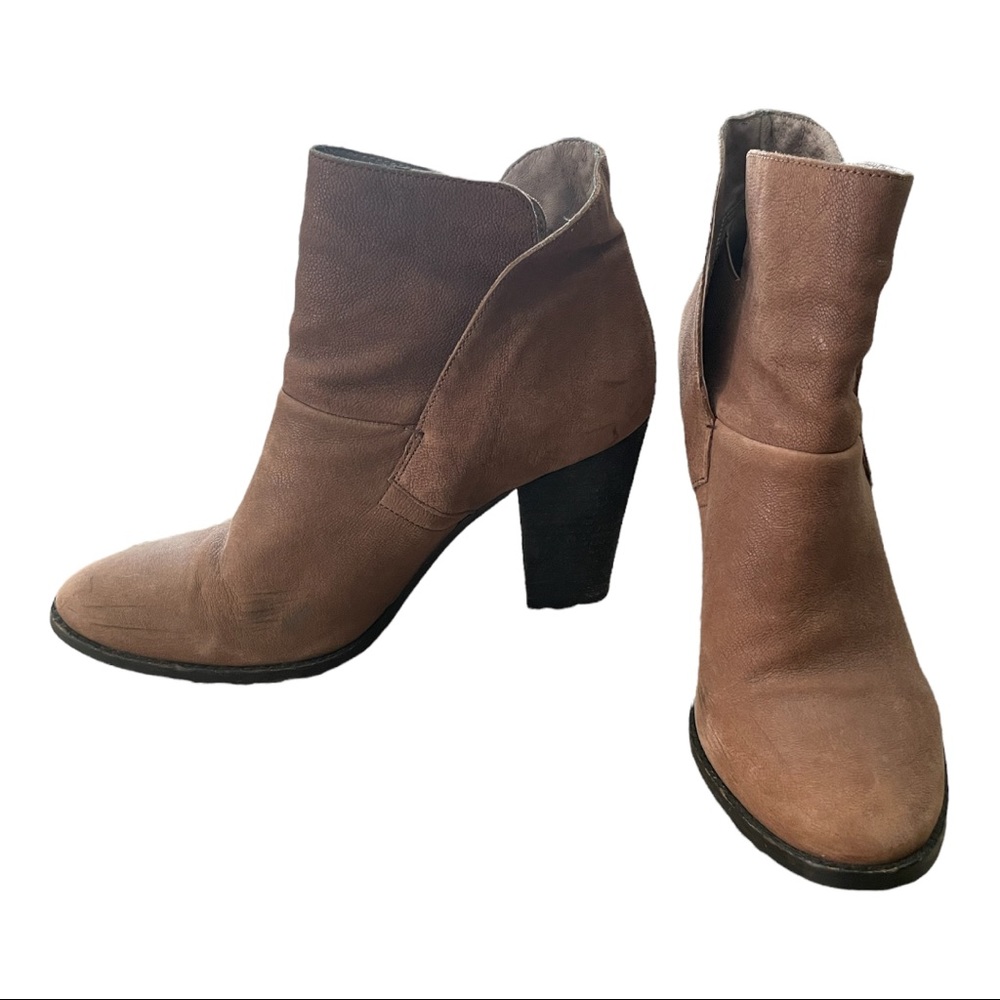 Vince Canuto boots